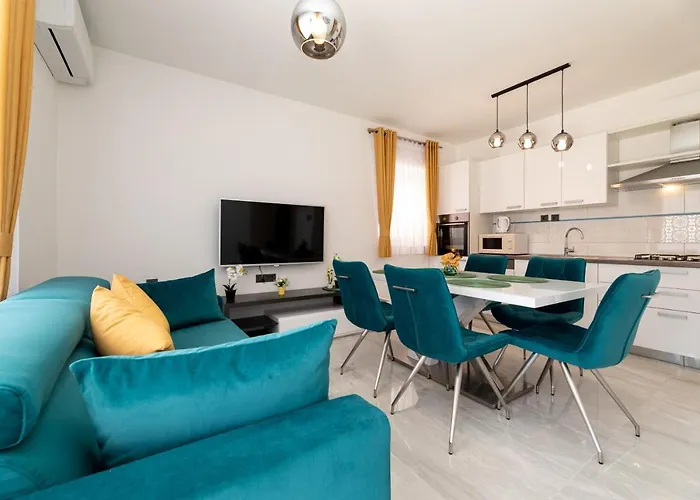 1 Paola Apartament *